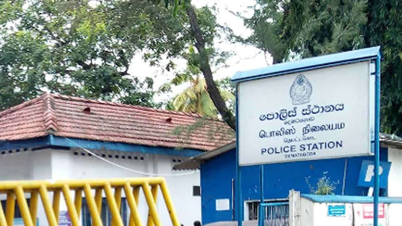 වස් කවියක් සම්බන්ධයෙන් කිසිදු පුද්ගලයෙකුගෙන් ප්රකාශයක් සටහන් කරගැනීමක් සිදුකර නැහැ - දෙමටගොඩ පොලීසිය