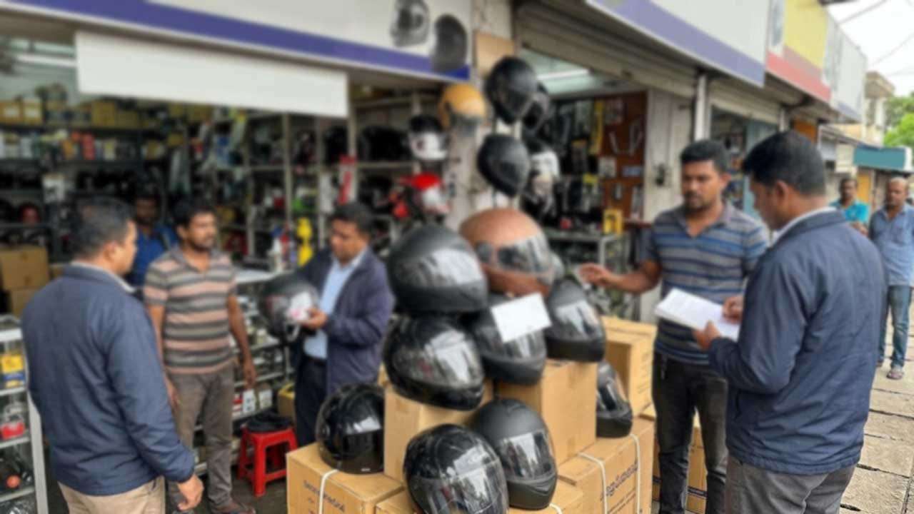 ප්රමිතියෙන් තොර හිස්වැසුම් අලෙවි කළ ආයතනයට ලක්ෂ 2ක දඩයක්