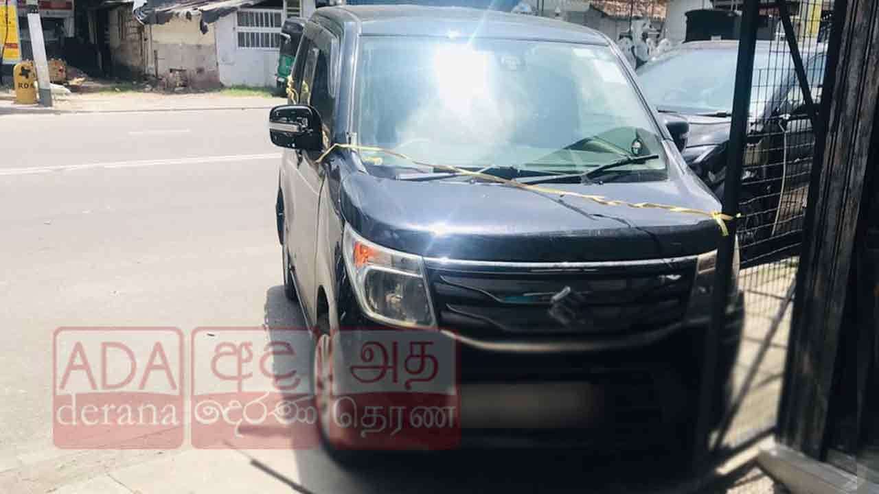 තරුණියක් පැහැරගෙන යමින් තිබූ මෝටර් රථයකට පොලිසියෙන් වෙඩි