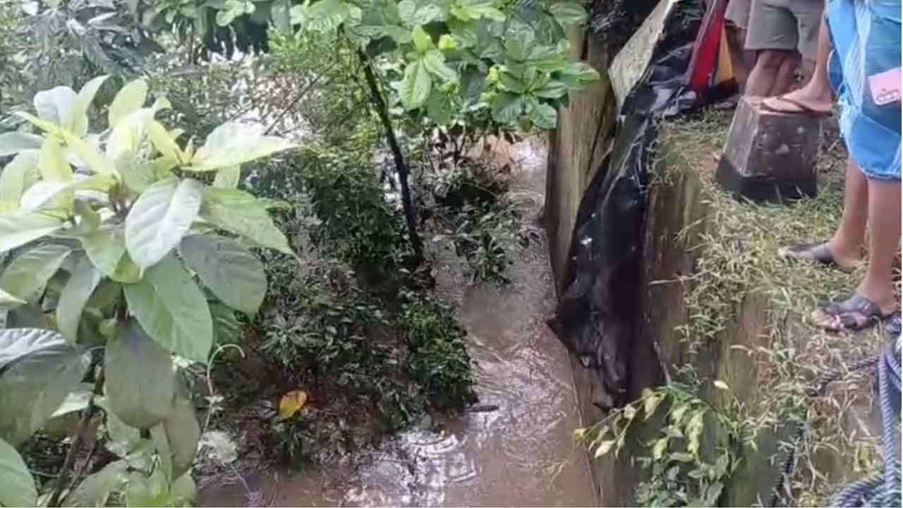 රිටිගහ ඔයට වැටී පුද්ගලයෙකු මරුට