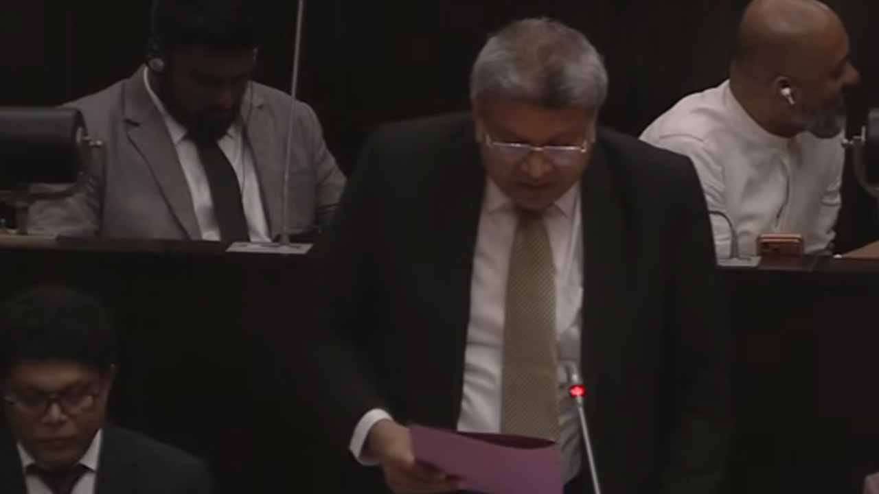 22 වන ආණ්ඩුක්රම ව්යවස්ථා සංශෝධන පනත් කෙටුම්පත පිළිබඳ විවාදය ආරම්භ වෙයි