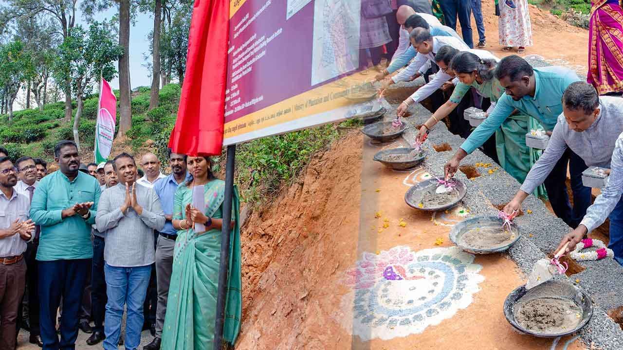 ඉන්දියානු නිවාස ව්යාපෘතියේ සිව්වන අදියරේ නිවාස 10,000ක වැඩසටහන ඇරඹේ
