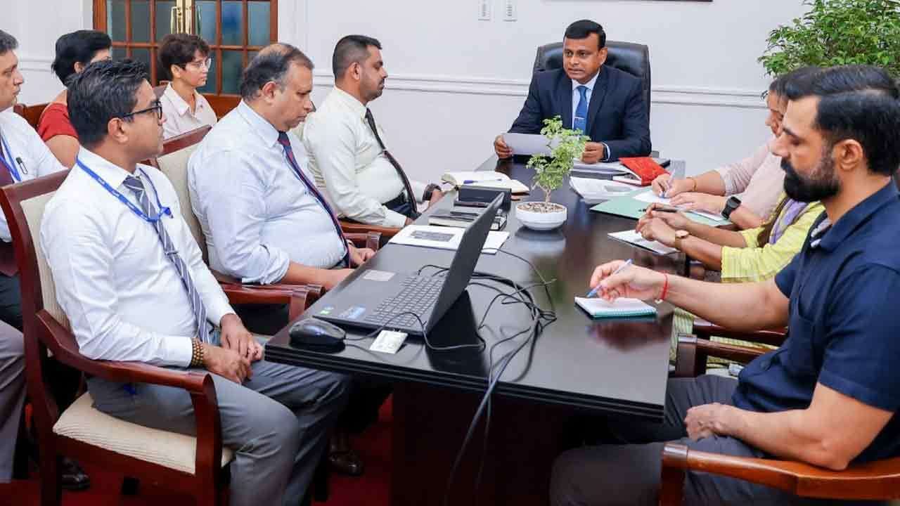 අනුරාධපුර පූජා භූමි සංවර්ධන සැලැස්ම පිළිබඳ සාකච්ඡාවක්
