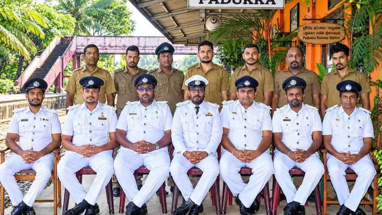 පාදුක්ක දුම්රිය ස්ථානයට සම්මානයක්