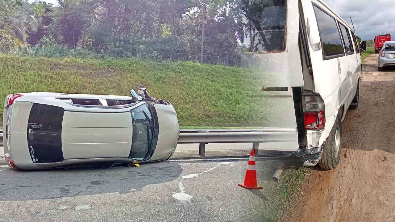 දක්ෂිණ අධිවේගයේදී වෑන් රථයක ගැටී මෝටර් රථයක් මාර්ගයේ පෙරළෙයි