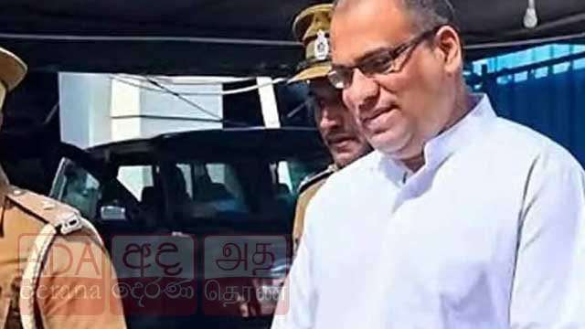 ඥානසාර හිමිගේ චීවරය ඉවත් කිරීමට එරෙහි පෙත්සම් සලකා බැලීමට දින දෙයි
