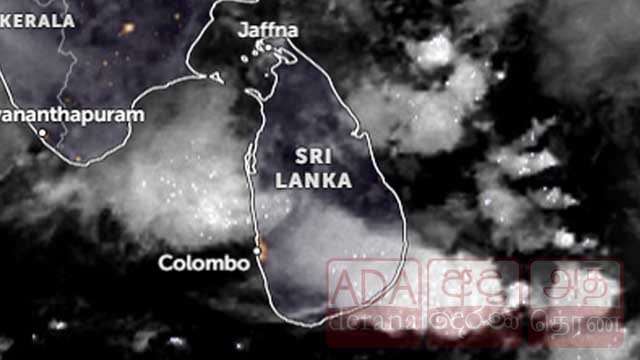 දිවයින ආසන්නයේ පහළ වායුගෝලය කැලඹෙයි - පළාත් 6කට මි.මී 100ක තද වැසි
