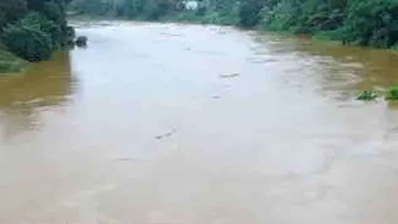 කැලණි ගඟ ද්රෝණියේ ඉහළ ධාරා ප්රදේශවලට තද වැසි - පහත්බිම් ප්රදේශවලට සුළු ගංවතුර අවදානමක්
