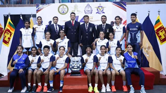 ගුවන් හමුදා කාන්තා Hand Ball කණ්ඩායමට අඛණ්ඩව 7 වැනි වරටත් ආරක්ෂක සේවා ශූරතාව