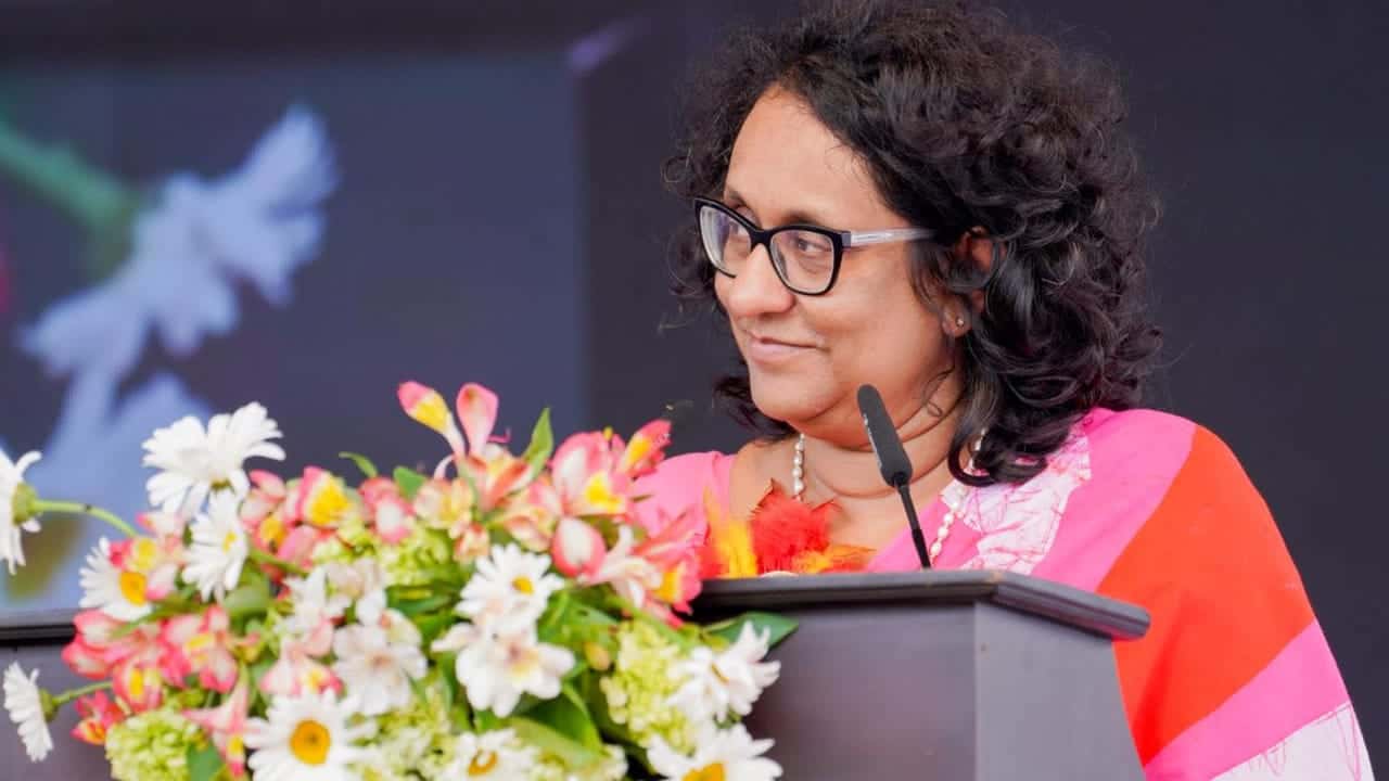 අධ්යාපනයේ ප්රතිලාභ සැමට සමානව හිමිවිය යුතු බව අග්රාමාත්යවරිය කියයි