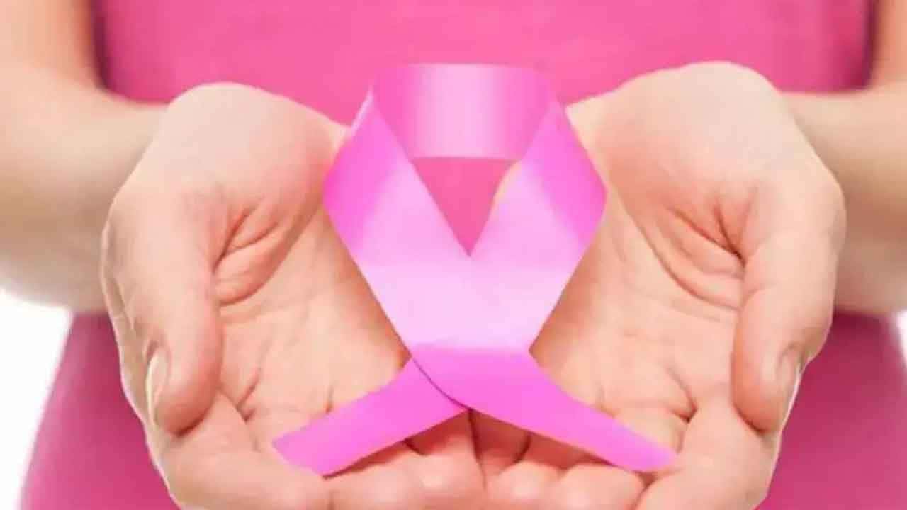 පියයුරු පිළිකාවලට මූලික රෝග ලක්ෂණ කිහිපයක් - කල්තියා හඳුනාගැනීමට සෞඛ්ය අංශයෙන් උපදෙස්